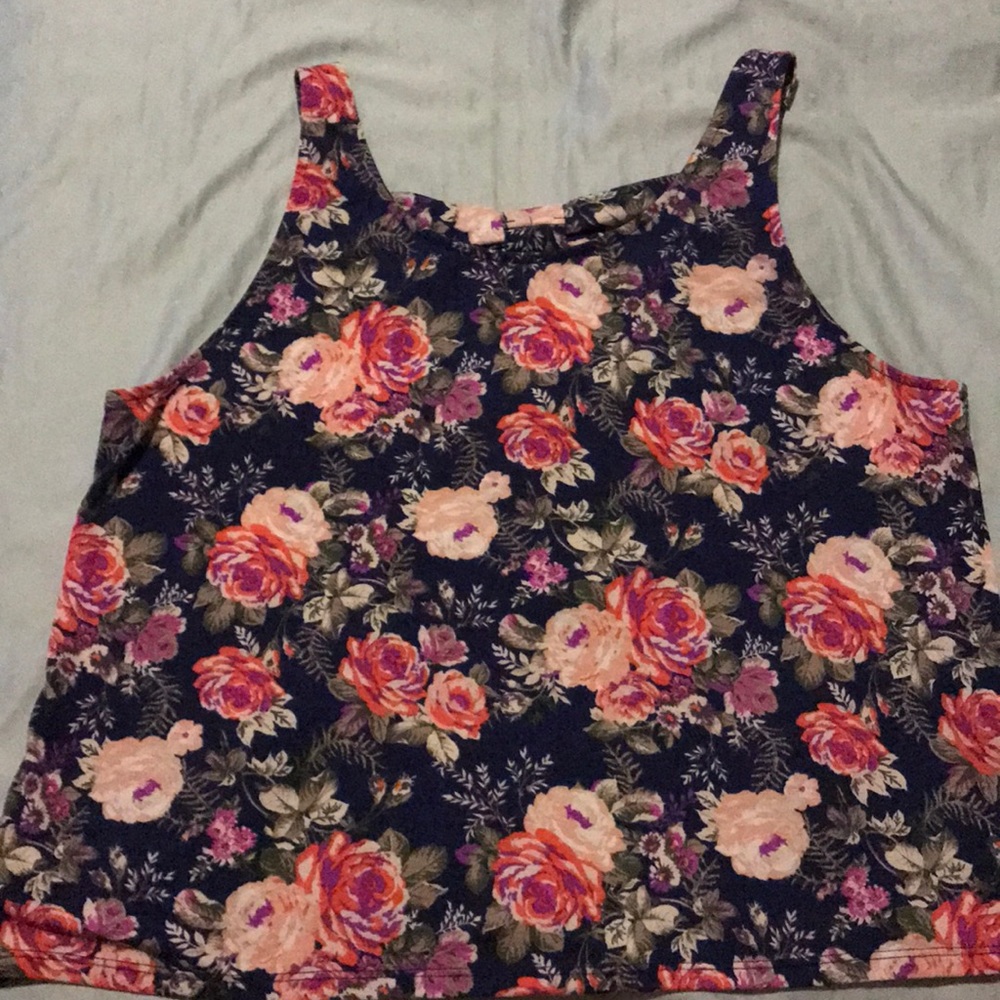 Xhilaration Bow-Back Floral Tank